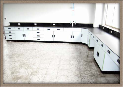 靠邊實驗桌(含水槽)