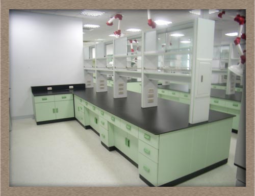 中央實驗桌(含藥架)